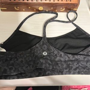 lululemon sports bra